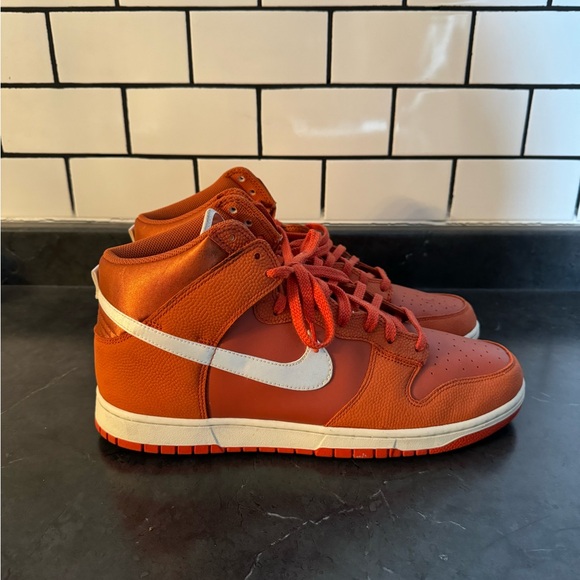 Nike Dunk High Retro Premium NBA x WNBA Mantra Orange Size 14 - Picture 3 of 6